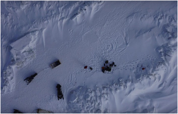 Mapping sea ice trails using Unmanned Aerial Vehicle photography