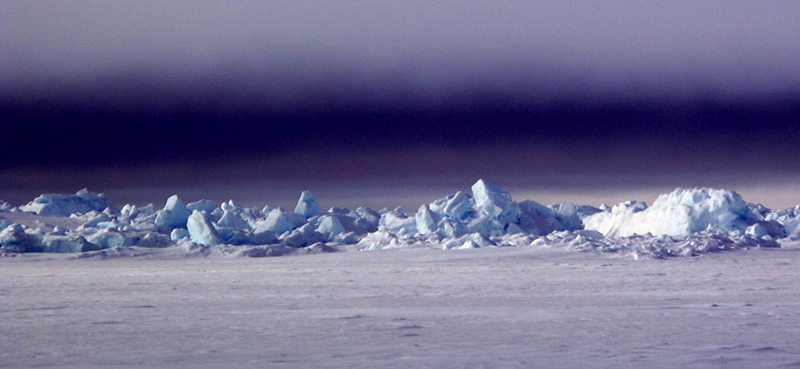 Sea ice north of Barrow / Image by Ned Rozell
